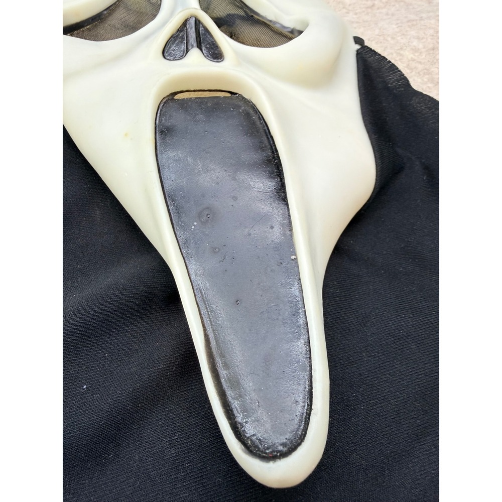 Ghostface Scream Mask Halloween Horror Movie Costume Accessory Black White - Picture 4 of 6